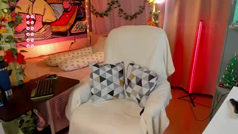 Snapshot of forest_lina chatting on 16, 2, 2025 online show from 16, 2, 2025