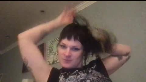 forthedolls online show from 8, 10, 2025