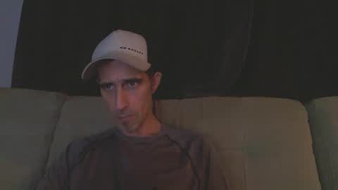 fouraide42 online show from 15, 1, 2026