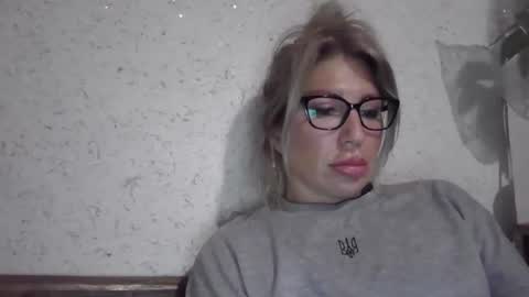 Snapshot of fox_red_lady7 chatting on 7, 4, 2026 fox_red_lady7 online show from 7, 4, 2026