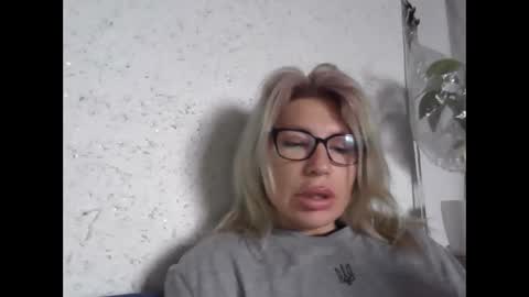 Snapshot of fox_red_lady7 chatting on 8, 4, 2026 fox_red_lady7 online show from 8, 4, 2026