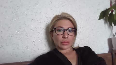 Snapshot of fox_red_lady7 chatting on 16, 5, 2026 fox_red_lady7 online show from 16, 5, 2026
