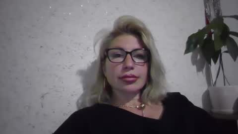 Snapshot of fox_red_lady7 chatting on 17, 5, 2026 fox_red_lady7 online show from 17, 5, 2026