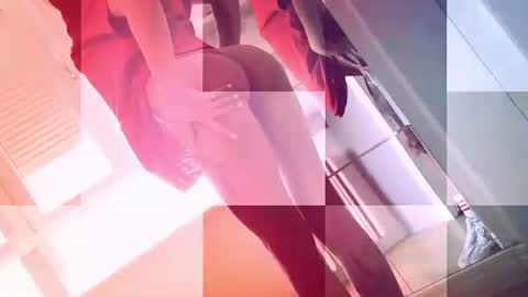 Snapshot of foxe_sailey chatting on 1, 7, 2026 Fox love you online show from 1, 7, 2026