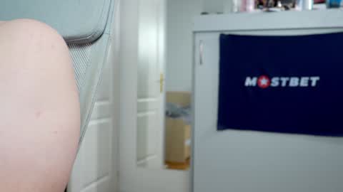 Snapshot of foxeslovefoxes chatting on 7, 1, 2025 CUSTOM PHOTOS AND VIDEOS - online show from 7, 1, 2025