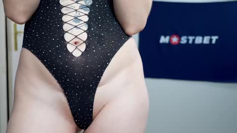 Snapshot of foxeslovefoxes chatting on 10, 1, 2025 CUSTOM PHOTOS AND VIDEOS - online show from 10, 1, 2025