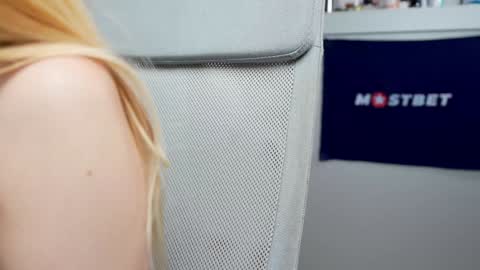 Snapshot of foxeslovefoxes chatting on 11, 1, 2025 CUSTOM PHOTOS AND VIDEOS - online show from 11, 1, 2025