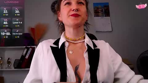 Snapshot of foxrinehelen chatting on 17, 2, 2025 Helen - My streams are Monday - Friday at 8 AM NY time online show from 17, 2, 2025