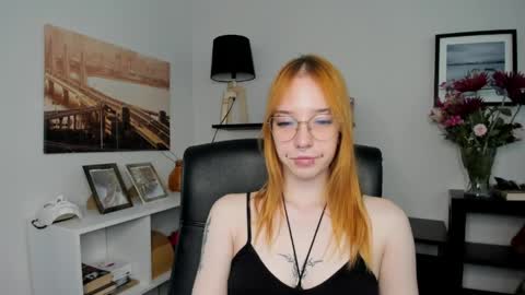 Snapshot of foxsonya chatting on 1, 6, 2026 Sonya online show from 1, 6, 2026
