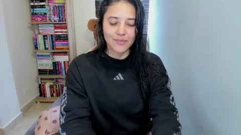 Snapshot of foxwen chatting on 24, 7, 2026 wen. online show from 24, 7, 2026