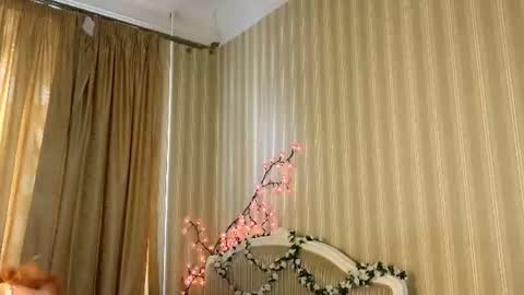Snapshot of foxxx_tail chatting on 12, 6, 2026 Petra online show from 12, 6, 2026