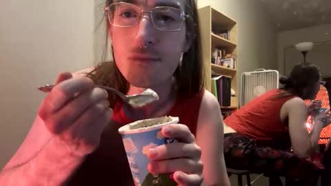 Snapshot of foxxxy_enby chatting on 21, 3, 2026 Rainbow online show from 21, 3, 2026