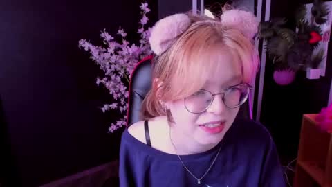 Snapshot of foxxxypolly chatting on 23, 5, 2026 Polly online show from 23, 5, 2026