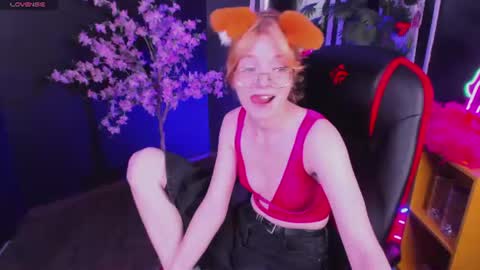 Snapshot of foxxxypolly chatting on 28, 6, 2026 Polly online show from 28, 6, 2026