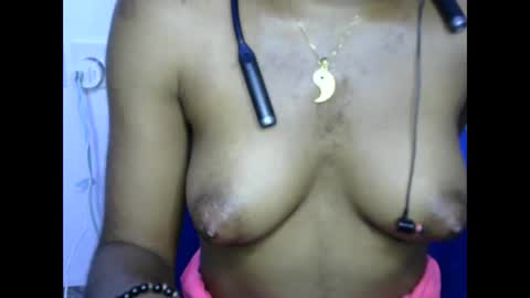 Snapshot of foxy_candy01 chatting on 12, 4, 2026 foxy_candy01 online show from 12, 4, 2026