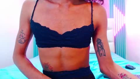 Ella online show from 5, 12, 2025