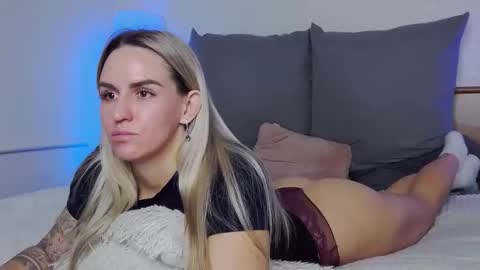 Foxy Kimmi online show from 30, 11, 2025