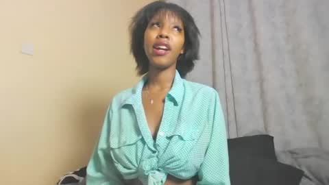 Snapshot of foxyatmidnite chatting on 9, 8, 2026 foxyatmidnite online show from 9, 8, 2026