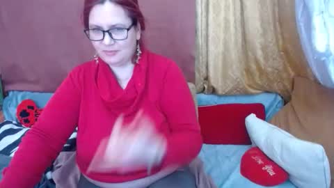 Snapshot of foxydesiree chatting on 21, 4, 2026 foxydesiree online show from 21, 4, 2026