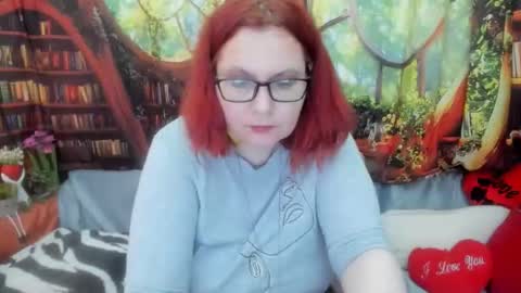 Snapshot of foxydesiree chatting on 29, 5, 2026 foxydesiree online show from 29, 5, 2026