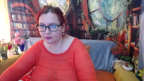 Snapshot of foxydesiree chatting on 12, 6, 2026 foxydesiree online show from 12, 6, 2026