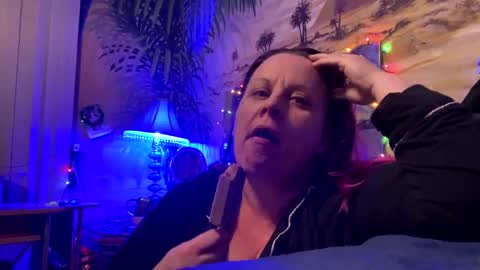 foxyladysback923 online show from 3, 2, 2025