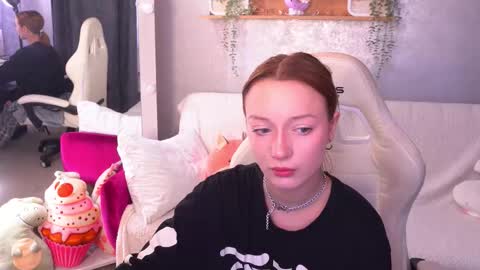 Maya online show from 10, 10, 2025