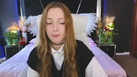 Snapshot of foxymayy chatting on 12, 5, 2026 Maya online show from 12, 5, 2026