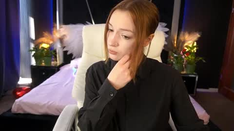 Snapshot of foxymayy chatting on 5, 6, 2026 Maya online show from 5, 6, 2026