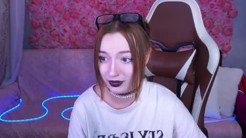Snapshot of foxymayy chatting on 8, 6, 2026 Maya online show from 8, 6, 2026