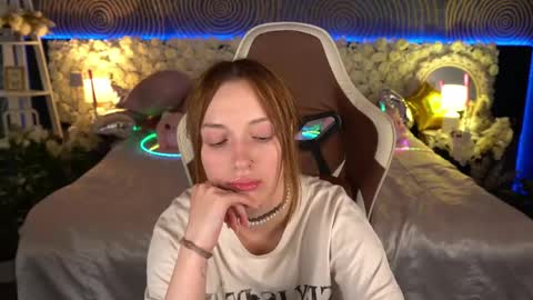 Snapshot of foxymayy chatting on 9, 6, 2026 Maya online show from 9, 6, 2026