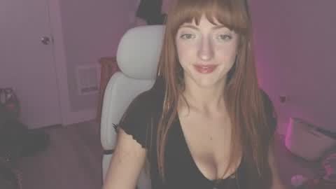 Snapshot of foxyredddd chatting on 9, 5, 2026 beautiful blair online show from 9, 5, 2026
