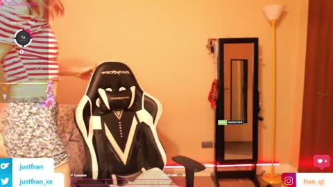 Snapshot of fran_qt chatting on 24, 1, 2025 Fran online show from 24, 1, 2025