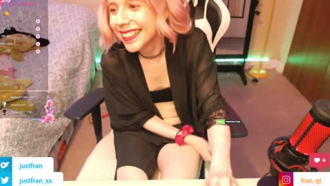 Snapshot of fran_qt chatting on 27, 1, 2025 Fran online show from 27, 1, 2025