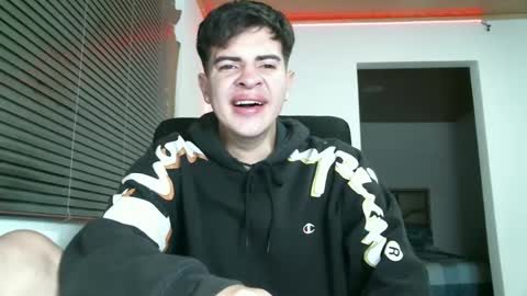 franccesco_699 online show from 30, 12, 2024