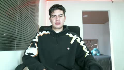 franccesco_699 online show from 4, 1, 2025