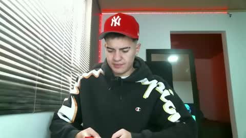 franccesco_699 online show from 19, 1, 2025
