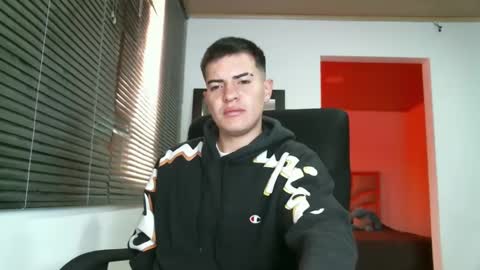 franccesco_699 online show from 27, 1, 2025