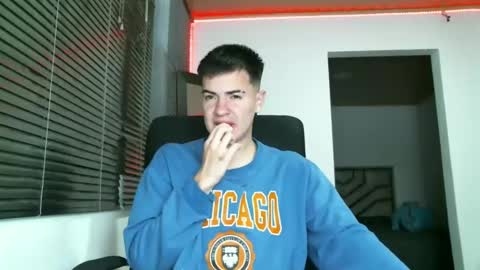 franccesco_699 online show from 6, 2, 2025
