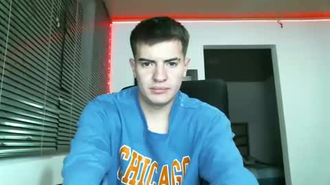 franccesco_699 online show from 12, 2, 2025