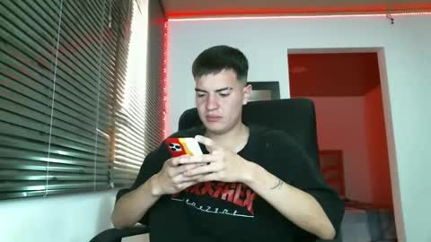 franccesco_699 online show from 14, 2, 2025
