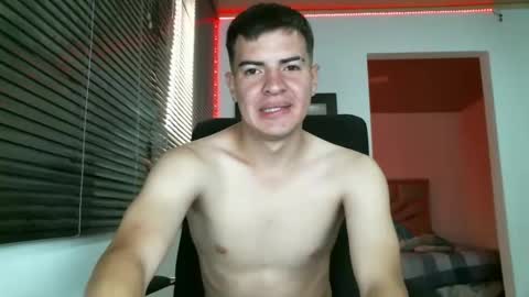 franccesco_699 online show from 17, 2, 2025