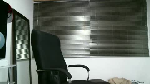 franccesco_699 online show from 28, 2, 2025