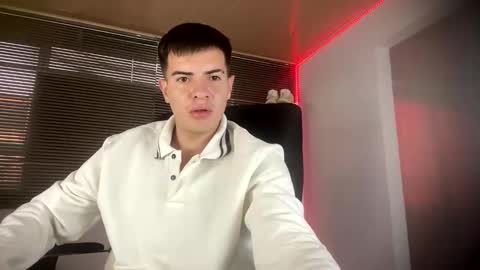 franccesco_699 online show from 3, 3, 2025