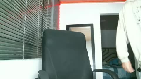 franccesco_699 online show from 10, 3, 2025