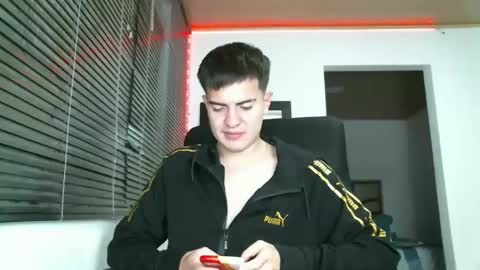 franccesco_699 online show from 11, 3, 2025