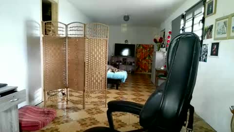 francelune online show from 19, 2, 2026