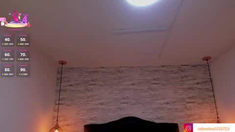          online show from 28, 10, 2025