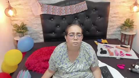 Snapshot of francesca_bbw chatting on 1, 7, 2026 online show from 1, 7, 2026