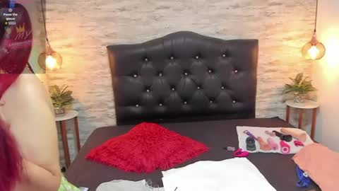 Snapshot of francesca_bbw chatting on 9, 7, 2026 online show from 9, 7, 2026